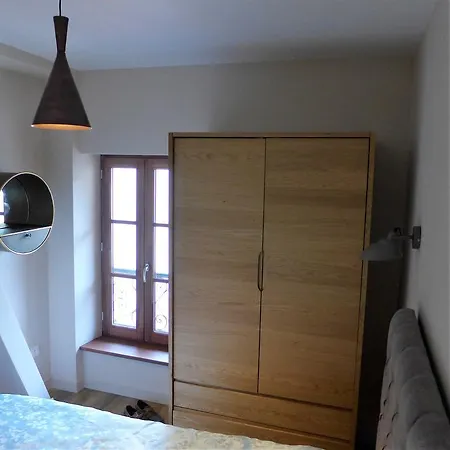 Poles Apartment *
